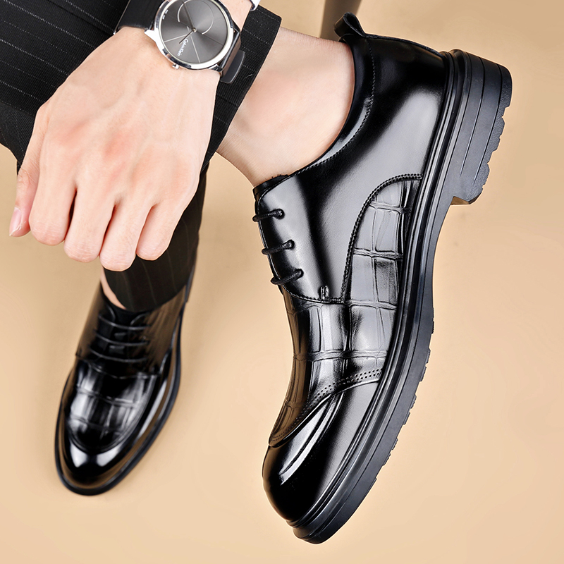 Formal Men Daily Wear Footwear - รองเท้าหนังสำหรับผู้ชาย ดีไซน์หรู เหมาะสำหรับใส่ทำงานในออฟฟิศ สวมใส่สบาย ทนทาน เหมาะสำหรับใส่เดินในชีวิตประจำวัน