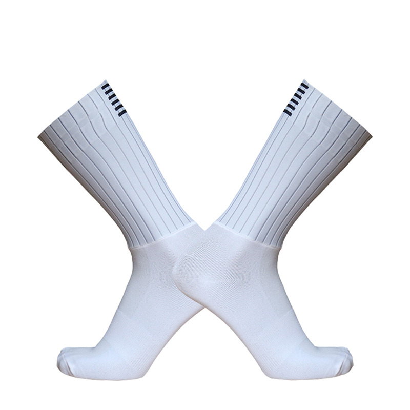 ถุงเท้าปั่นจักรยาน รุ่นใหม่ 20 - Sock Garter Men บทวิจารณ์และราคา